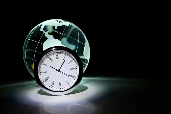 글로브와 시계 — 스톡 사진