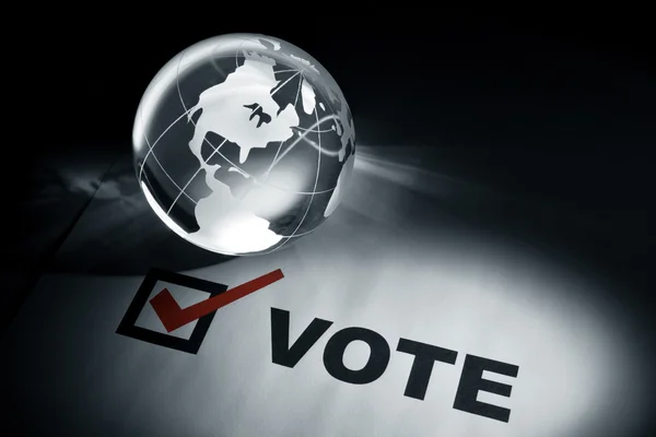 글로브와 투표 — 스톡 사진