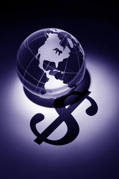 Küre ve dolar işareti — Stok fotoğraf