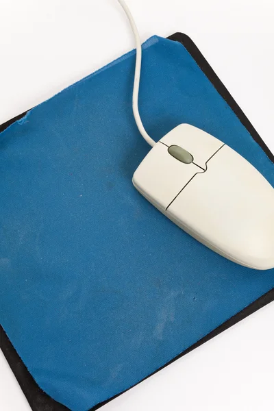 Ratón de ordenador y almohadilla del ratón viejo — Foto de Stock