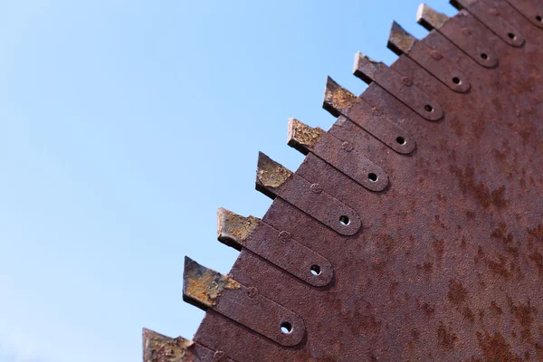 Serra circular de ferro enferrujado — Fotografia de Stock