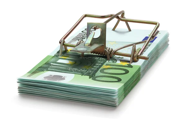 Trampa de ratón hecha de cien billetes en euros . — Foto de Stock