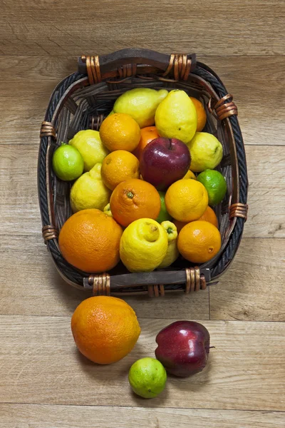 与维生素 c 的水果 — 图库照片