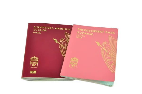 Passaportes suecos isolados num fundo branco — Fotografia de Stock