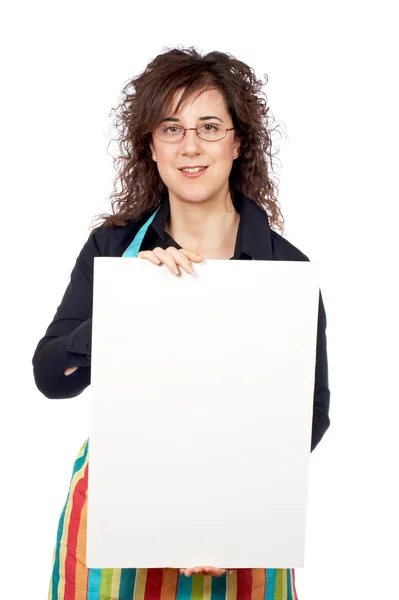 Ev hanımı boş poster holding önlük — Stok fotoğraf