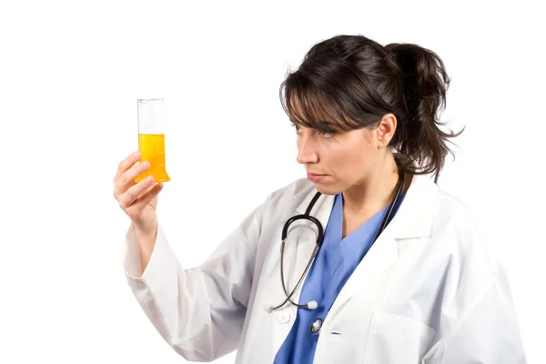 Kvinnliga läkare undersöka test kolvar — Stockfoto