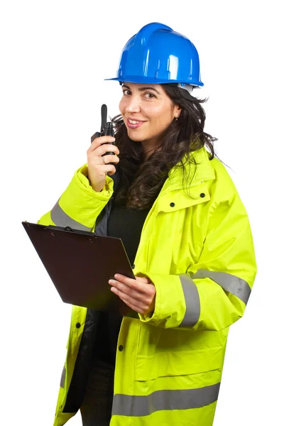 Mujer con walkie talkie — Foto de Stock