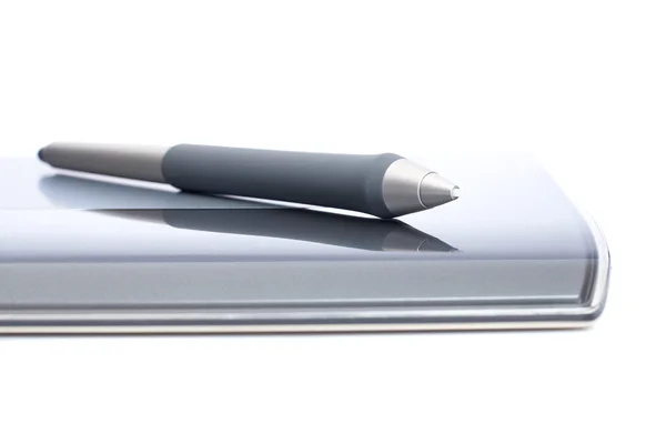 Графический планшет и ручка — стоковое фото