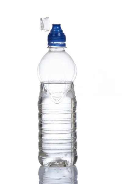 Botella de agua mineral —  Fotos de Stock