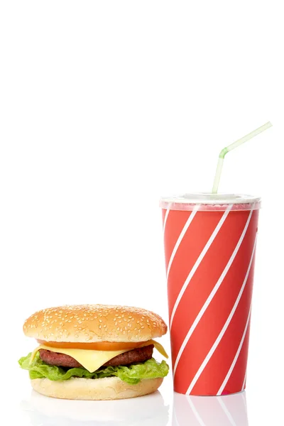 Cheeseburger und Limo-Drink — Stockfoto