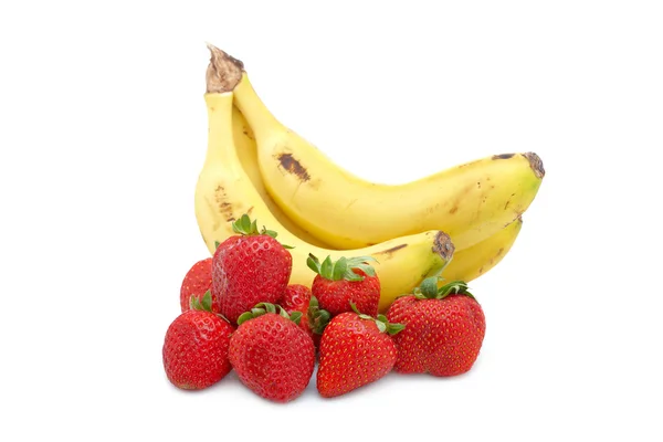 Бананы и клубника — стоковое фото