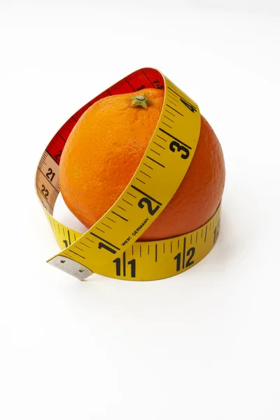 Orange avec ruban à mesurer — Photo