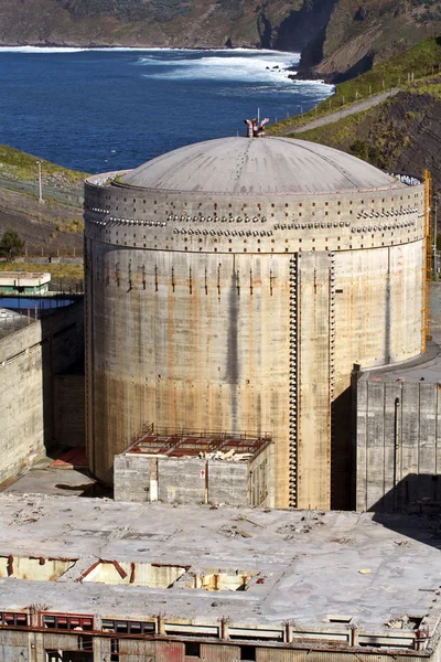 废弃的核发电站 — 图库照片