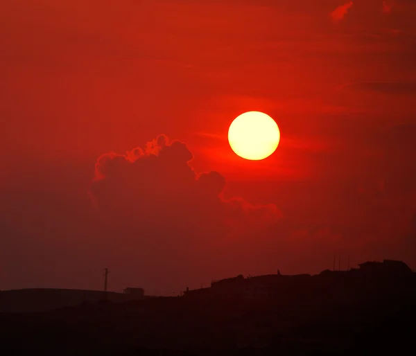 Схід сонця на весну — стокове фото