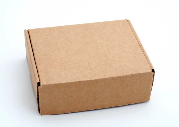 Kartonnen doos gesloten — Stockfoto