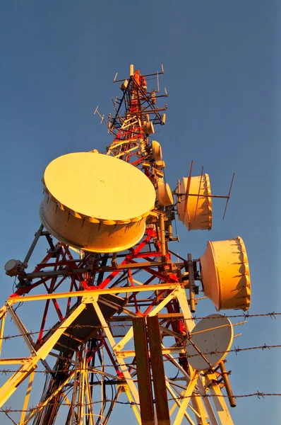 Telecommunicatieapparatuur antennes — Stockfoto