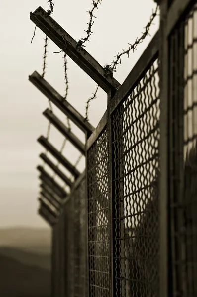 Güvenlik çit — Stok fotoğraf