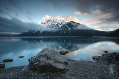 Lake Minnewanka, Banff National Park clipart