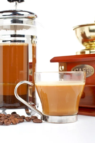 Cup, kvarn, kaffekanna och bönor — Stockfoto