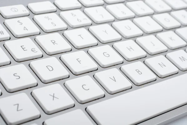 Беспроводная алюминиевая клавиатура — стоковое фото