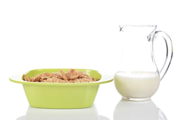 Cornflakes and milk — Stock Photo, Image