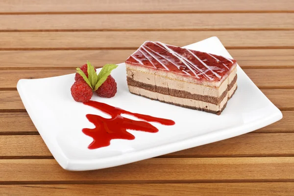 Delicious strawberry cake — Stock Photo, Image