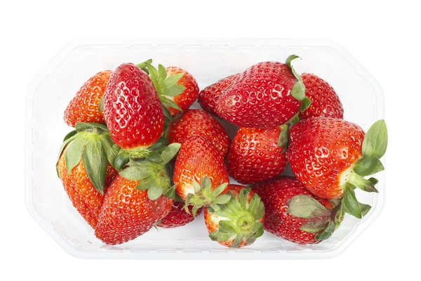 Korg med jordgubbar — Stockfoto