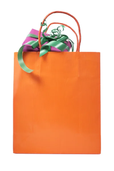 Τσάντα για ψώνια με δώρα μέσα — Φωτογραφία Αρχείου