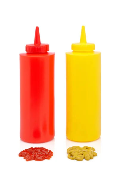 Ketchup en mosterd flessen — Stockfoto