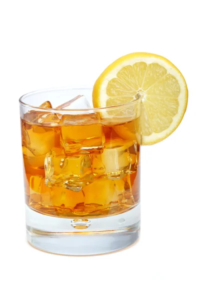 Sklenice ledového čaje s citronem — Stock fotografie