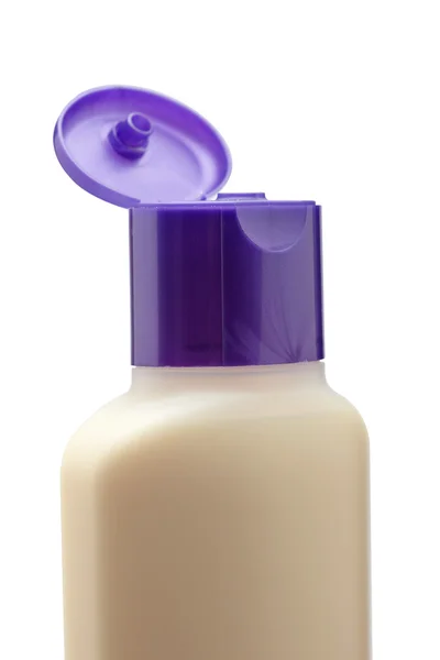 Відкрита пластикова пляшка з милом або шампунем — стокове фото