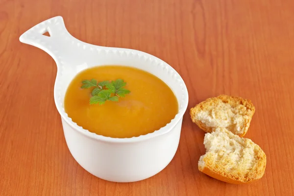 Cream of carrot soup — Stock Photo, Image