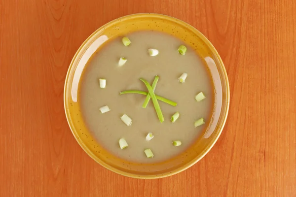 Creme de sopa de cogumelos e croutons de pão — Fotografia de Stock