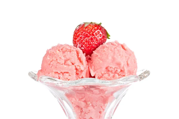 Delicioso helado de fresa —  Fotos de Stock