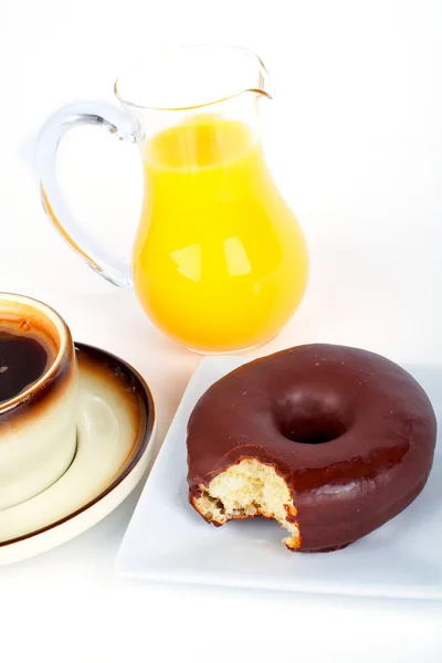 Mordedura de donut de chocolate — Foto de Stock