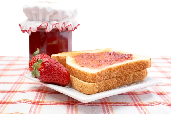 Erdbeeren und Toast — Stockfoto