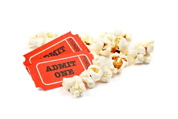 Popcorn a dva lístky — Stock fotografie