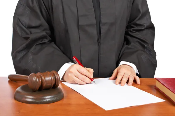 Kadın yargıç imzalamak için boş mahkeme kararı Stok Resim