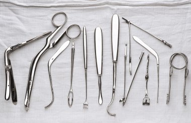 Surgical instruments clipart