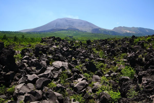Lava und Mt. asama auf japan — Stockfoto