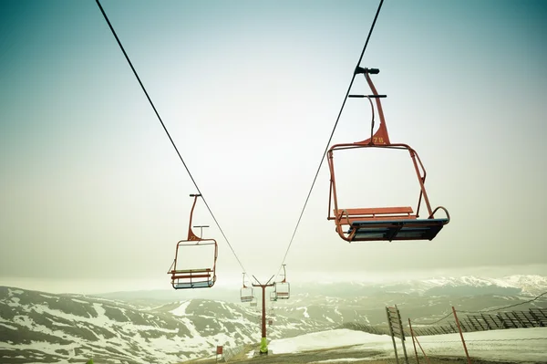 滑雪升降椅 — 图库照片