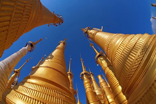 Stupas au Myanmar — Photo