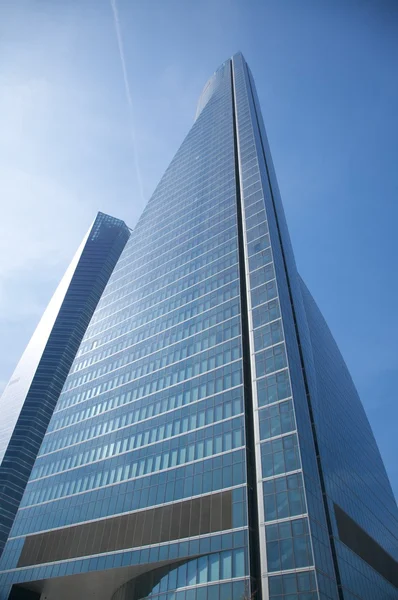 Visa ner av skyskrapa — Stockfoto