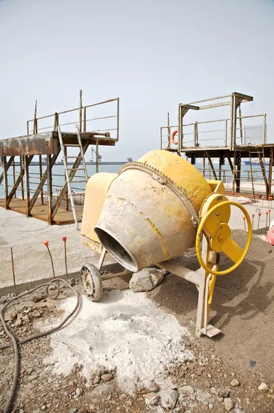 Cement mixer side — Stock Photo, Image