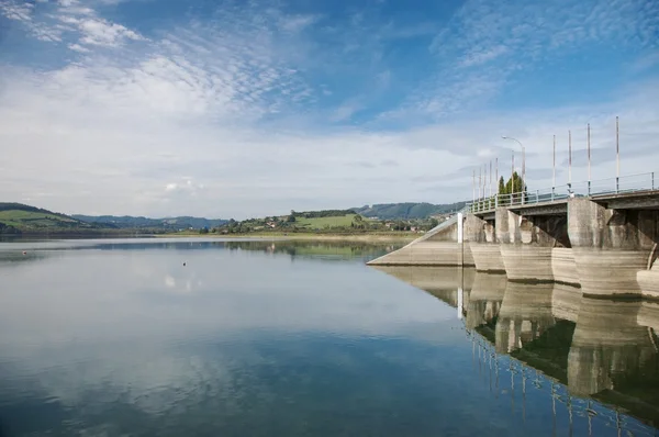 Dam reservoir in asturias — Stock Photo, Image