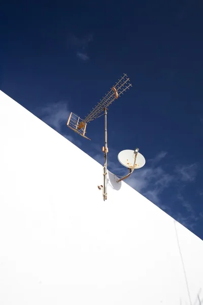 Eski televizyon anteni — Stok fotoğraf