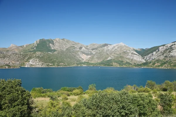 Lago Barrios de Luna — Fotografia de Stock