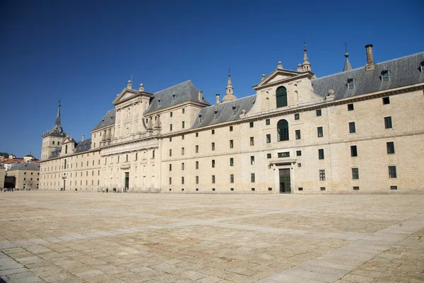 Фасад Escorial монастир — стокове фото