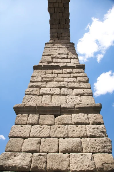 Каменная колонна — стоковое фото
