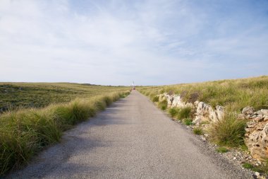 Deniz feneri için düz yol